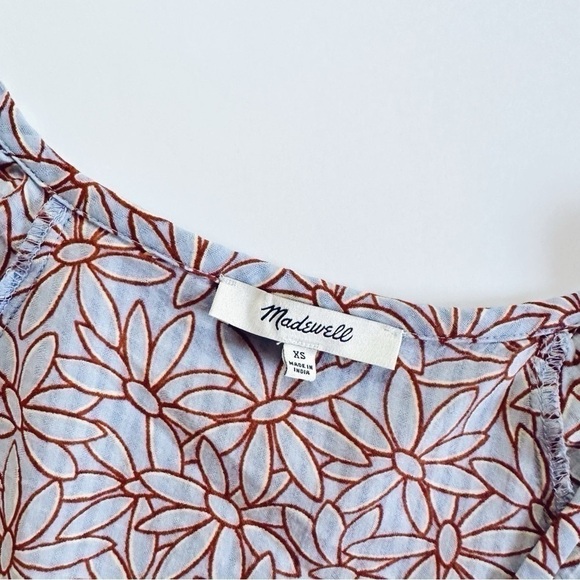 Madewell Women’s Marianna Puff-Sleeve Midi Dress in Dream-On Daisies - Picture 6 of 10